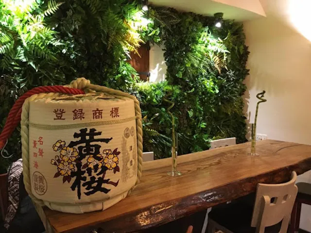 Confu - Fish Concept Sushi