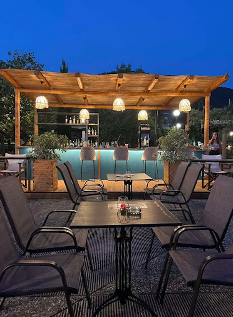 ARC ALL DAY CAFE BAR