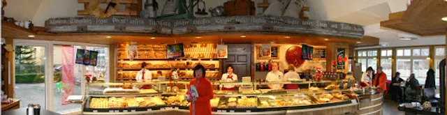 Bäckerei & Konditorei Plentz - Holzofenbäckerei