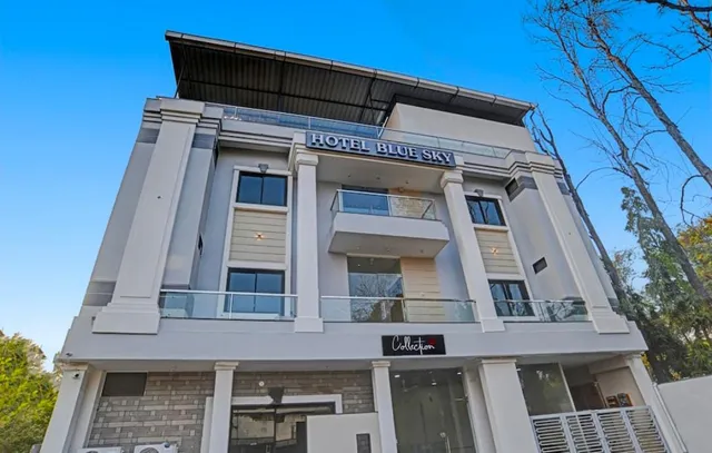 FabExpress Blue Sky - Hotel in Scheme No 114