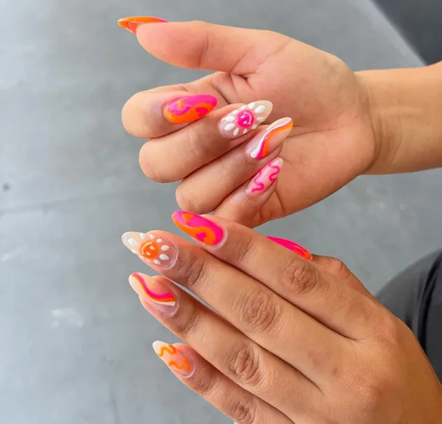 Heights Beauty Lounge