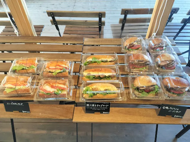 パンとケーキの店 ぱんど