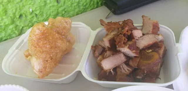 Carnitas y chicharrones de "Anda"