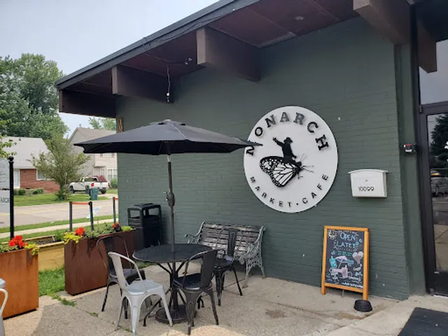 Monarch Market Cafe