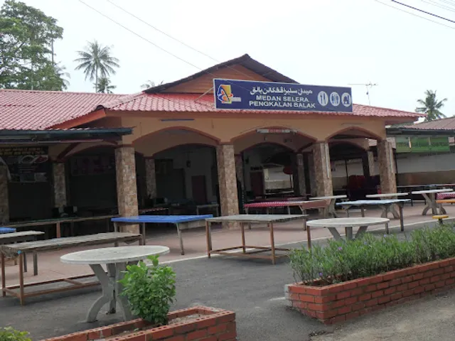 Pengkalan Balak Food Court