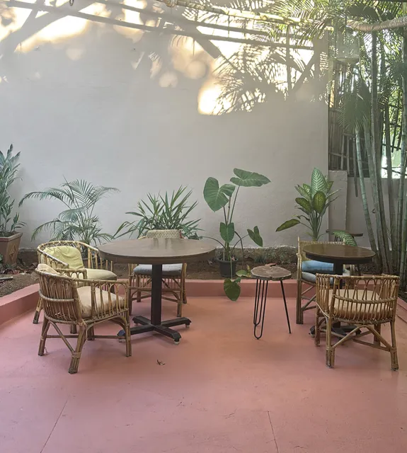 Anokhi Garden Guesthouse and Cafe