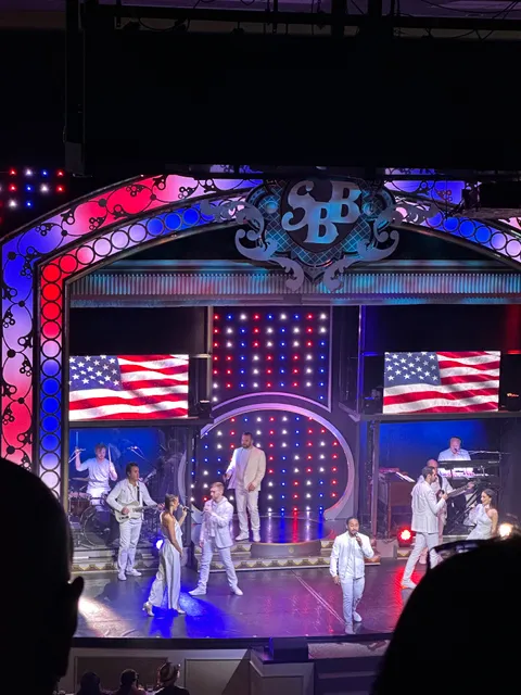 Showboat Branson Belle