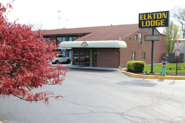Elkton Lodge