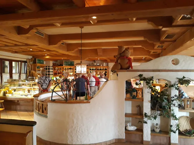 Weingut & Heuriger Jöchlinger