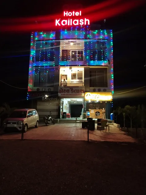 HOTEL KAILASH || Best Hotel, Budget Hotel, Room Booking, Family Hotel