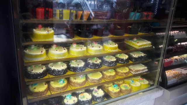 AL AIN BAKERS العین بکرز KONDAPUR