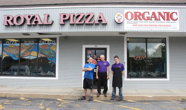 Royal Pizza in Raynham
