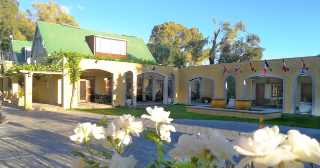 17 on Bird Guest House