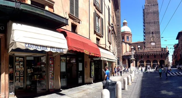 La Felsinea - regali e souvenir dal 1900 e sblisga