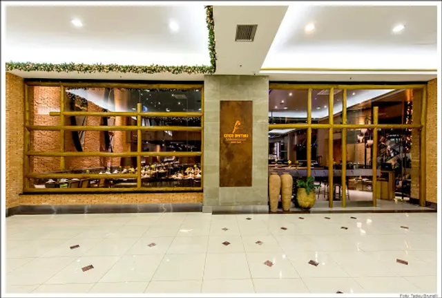 Coco Bambu Market Place: Restaurante, Peixe, Camarão, Carne, Lagosta, Salada, SP