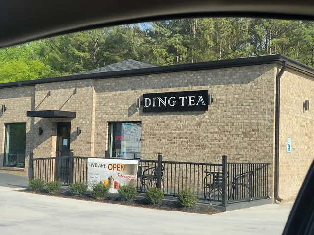 Ding Tea Mauldin