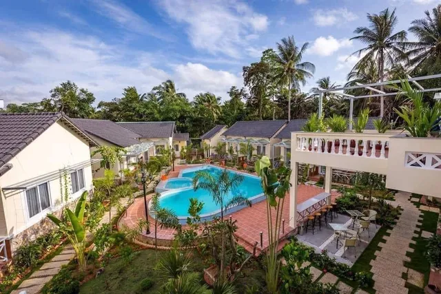 Blue Paradise Resort