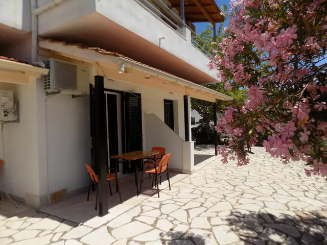 appartments elli -nikos