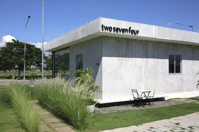 Two Seven Four Cafe PIK 2