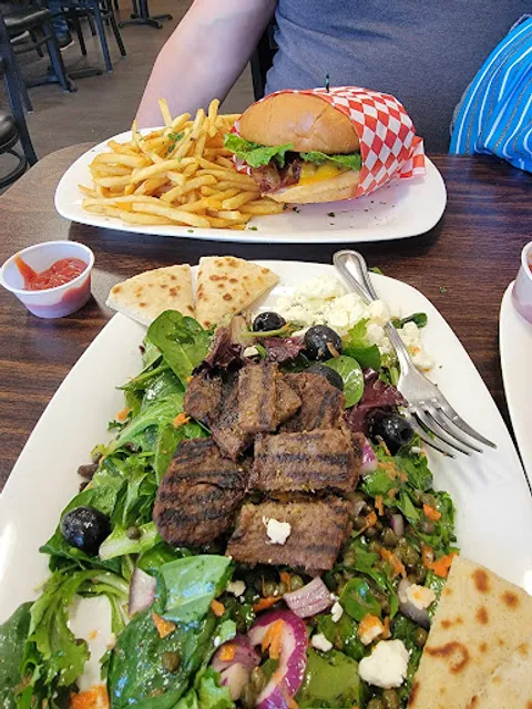 Grill & Chill / Senor Taco