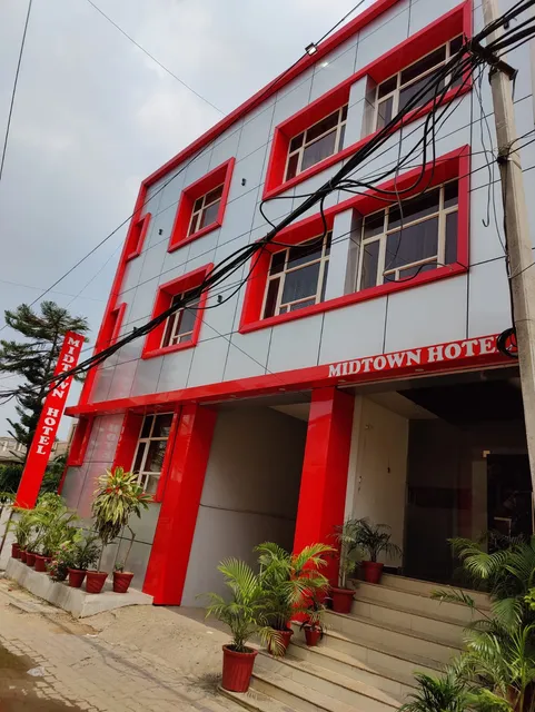 Hotel Mid Town