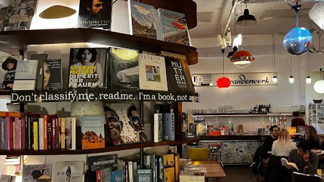 phil - Café, bookshop & bar