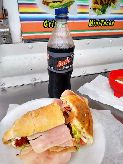 Tacos Y Tortas Tampico