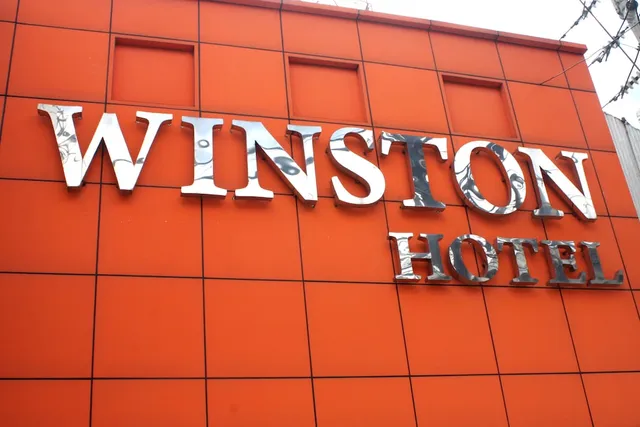 Winston Hotel