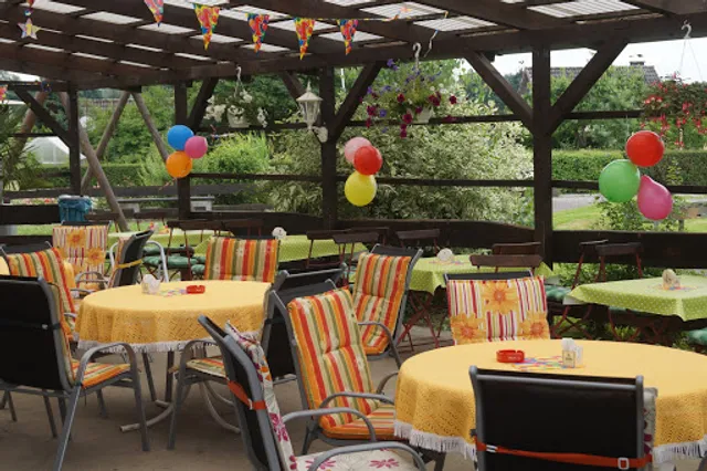 Ausflugsgaststätte Amsel - Biergarten in Schwerte am RuhrtalRadweg