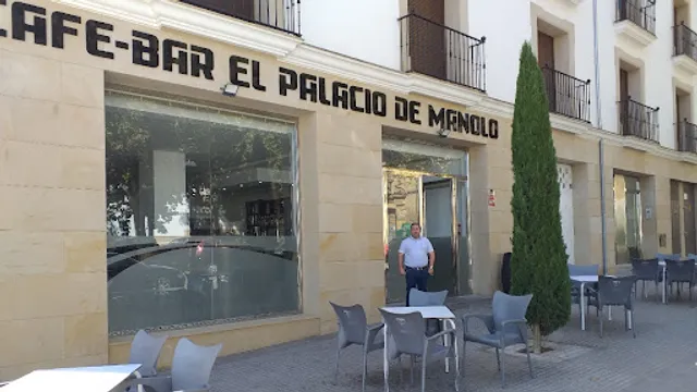 Café-Bar El Palacio de Manolo
