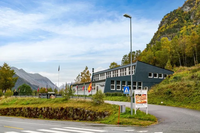 Eidsdal Hotel & Restaurant
