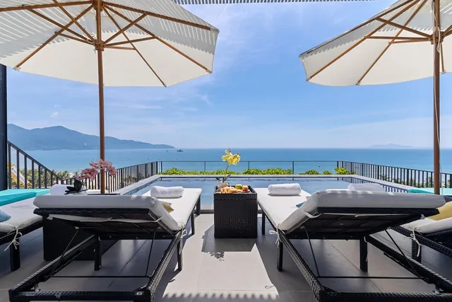 JBAY Beachfront Boutique Hotel Da Nang