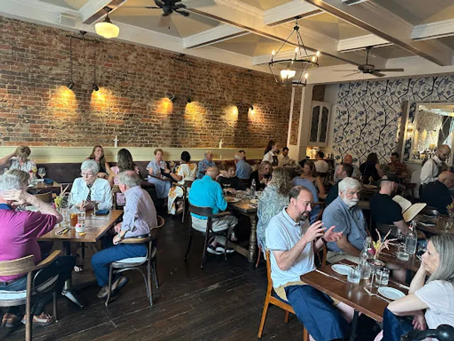 Brood Restaurant and Bar