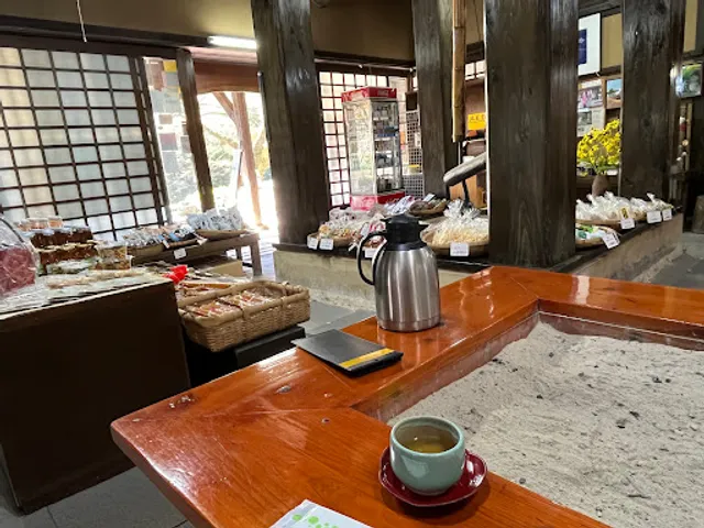 陽目の里・名水茶屋