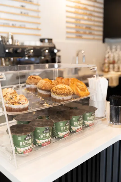 The Lake House Café