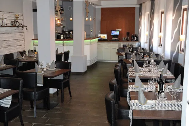 Marinella Restaurant & Weinlokal