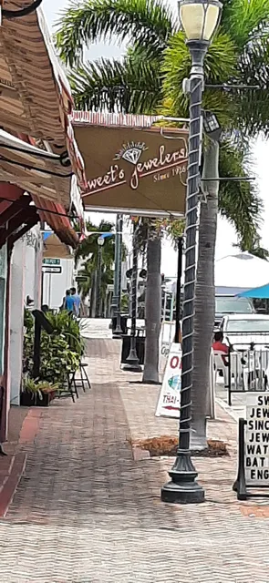 Sweet's Jewelers Inc