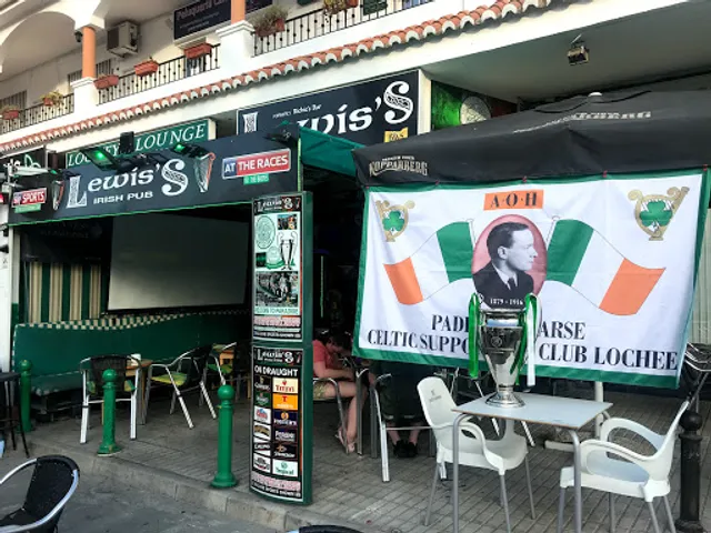 Lewis's Celtic Bar