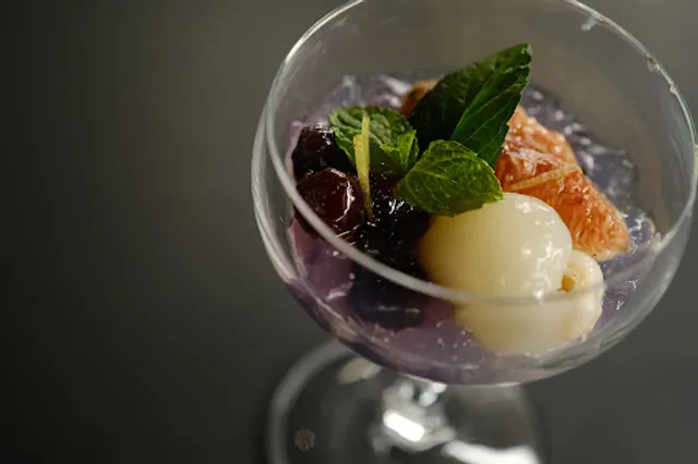 ラリュール白島