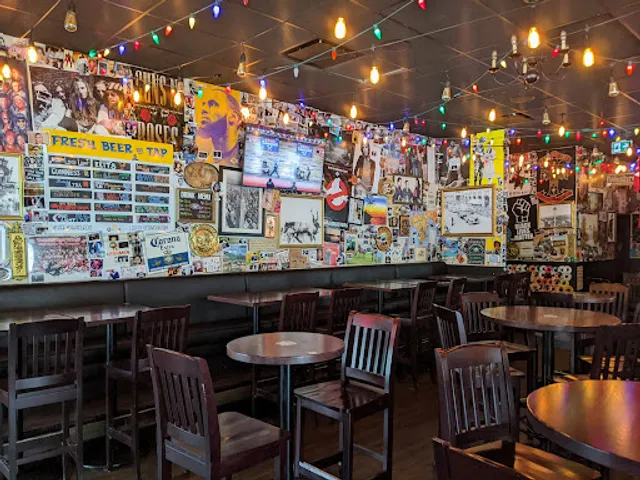 Leopold's Tavern - Sage Hill