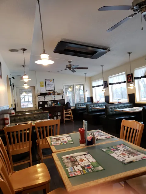 Pizza 101 & Family Restaurant