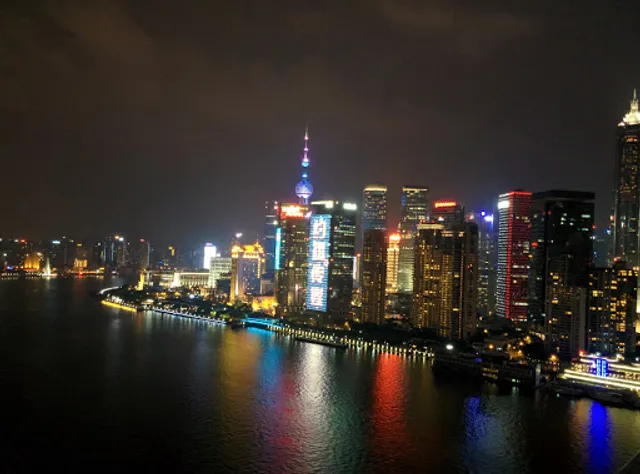 Hotel Indigo Shanghai on the Bund Parking Lot