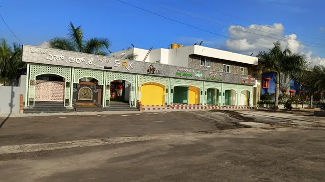 SRK hotel family Restaurant