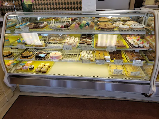 Minooka Pastry Shop