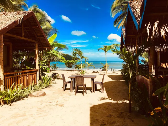 Zhaya's Beach Cottages & Restobar