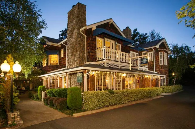 The Victoria Inn & V Vacation Rentals