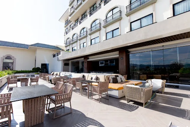 Estampida Sports Bar