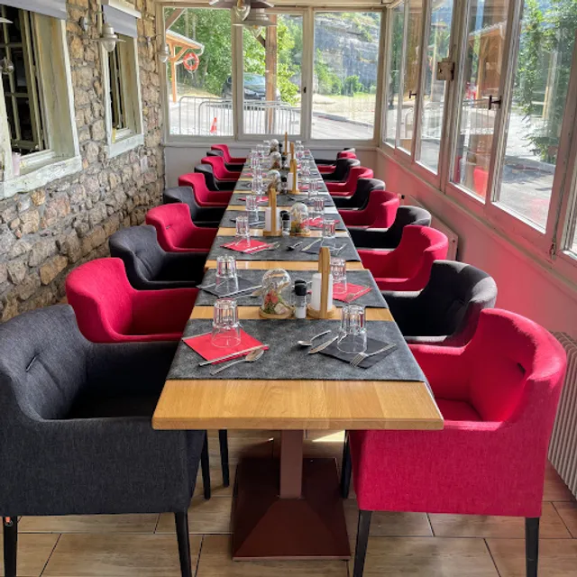 RESTAURANT DU PORT CHAILLEXON