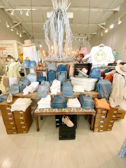 Heirloom by HerringStone's Youngsville