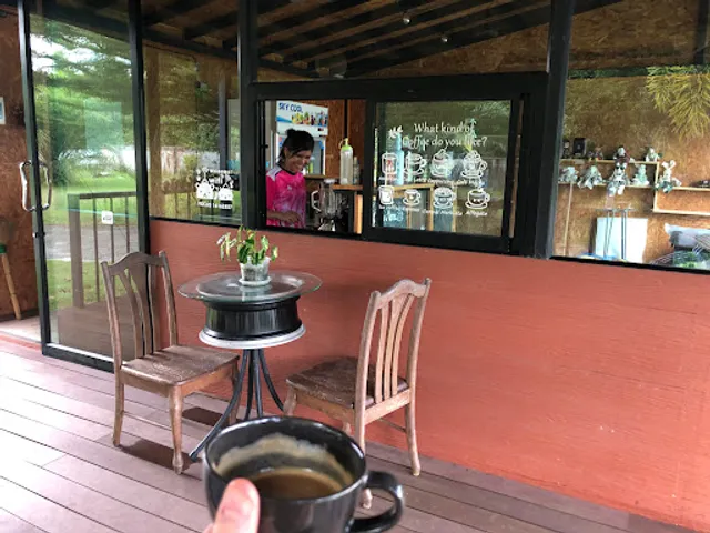 Thoongtuek coffe(ทุ่งตึกคอฟฟี่)